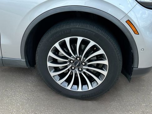 Used 2021 Lincoln Aviator Reserve w/ Equipment Group 201A AWD/4WD image 33