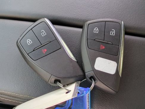 Used 2023 Buick Envision Preferred FWD image 27