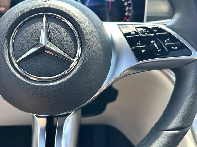 Certified 2025 Mercedes-Benz GLC 350e 4MATIC image 16