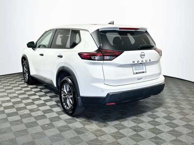 Used 2025 Nissan Rogue S FWD image 6