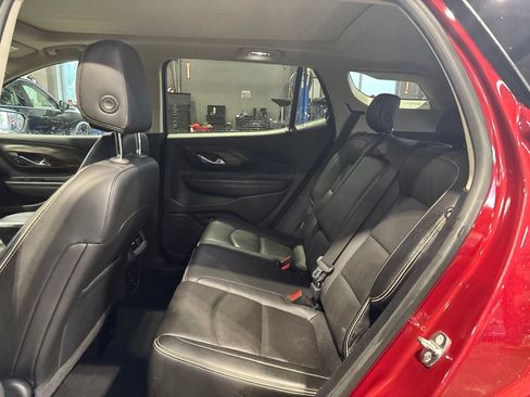Used 2018 GMC Terrain Denali w/ Comfort Package AWD/4WD image 12