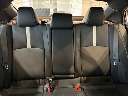 Used 2025 Toyota Camry SE image 38