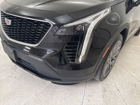 Used 2019 Cadillac XT4 Sport w/ Cold Weather Package AWD/4WD image 14