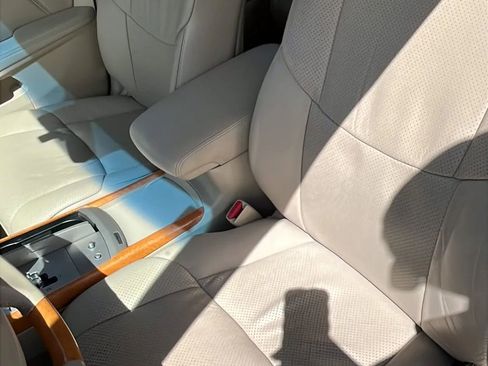 Used 2005 Toyota Avalon Limited FWD image 8