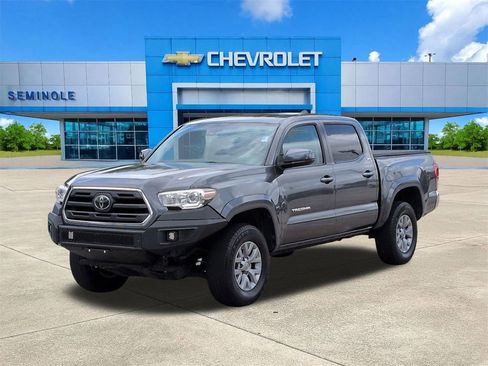 Used 2019 Toyota Tacoma SR5 image 2