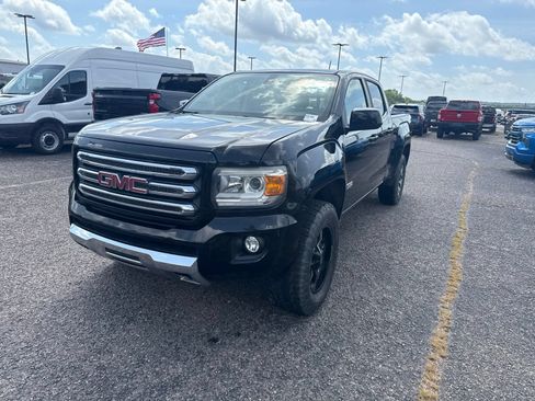 Used 2016 GMC Canyon SLE w/ All Terrain Package AWD/4WD image 3
