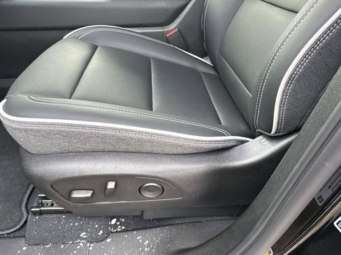 New 2026 GMC Sierra EV Elevation image 18