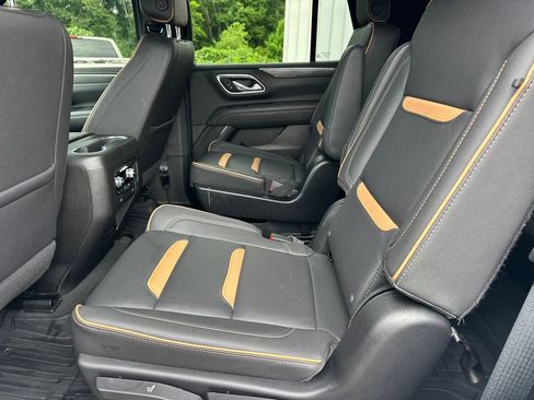 Used 2023 GMC Yukon AT4 w/ LPO, Floor Liner Package AWD/4WD image 21