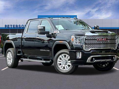 Used 2022 GMC Sierra 3500 Denali w/ Denali Ultimate Package image 2