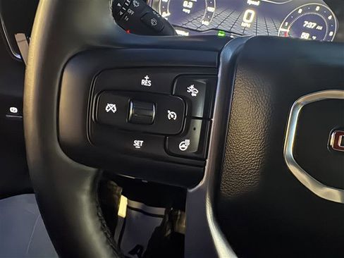 Used 2025 GMC Sierra 1500 SLT image 22