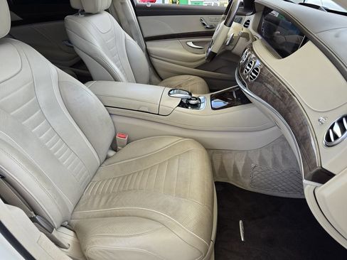 Used 2019 Mercedes-Benz S 560 4MATIC Sedan image 25