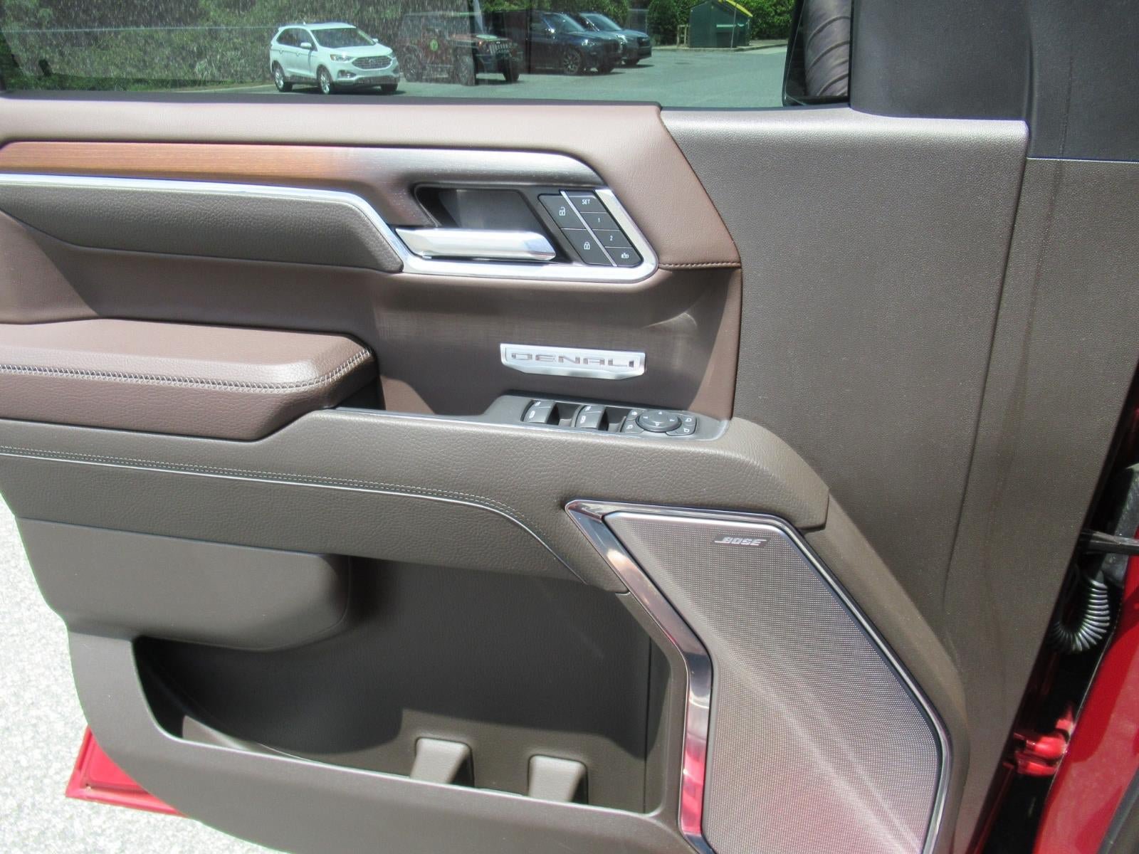 Used 2024 GMC Sierra 1500 Denali AWD/4WD image 21