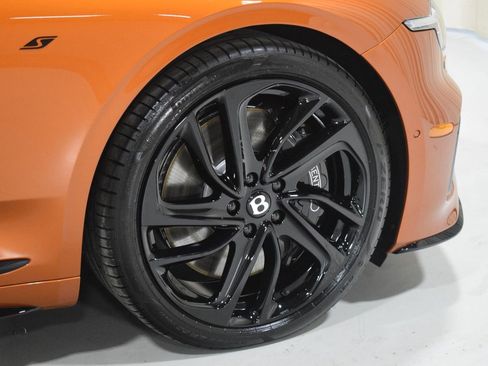 New 2026 Bentley Continental GTC AWD/4WD image 7