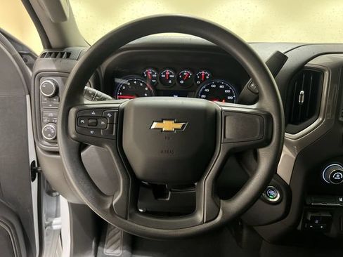 Used 2025 Chevrolet Silverado 2500 Custom w/ Custom Convenience Package AWD/4WD image 10