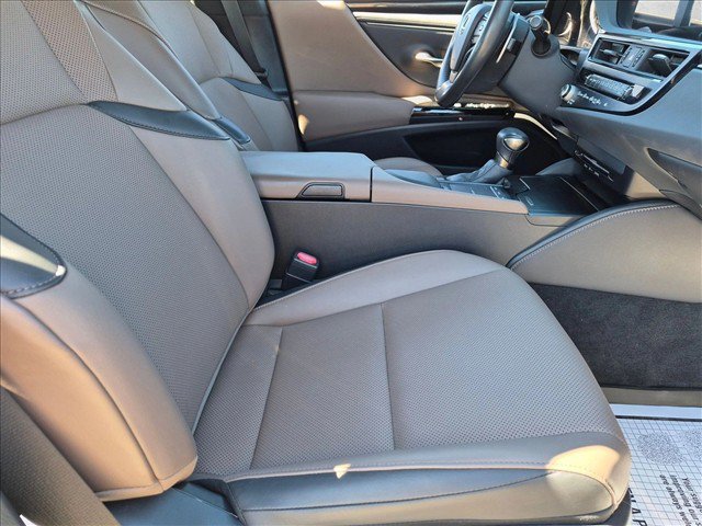 Used 2022 Lexus ES 350 w/ Accessory Package 2 FWD image 18