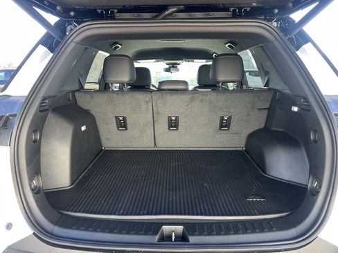 New 2026 Chevrolet Equinox RS w/ LPO, Floor Liner Package image 10