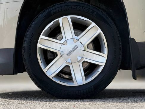 Used 2011 GMC Terrain SLT FWD image 30
