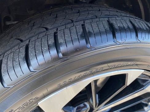 Used 2024 Mitsubishi Outlander SE Black Edition image 24