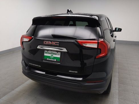 Used 2024 GMC Terrain SLE AWD/4WD image 7