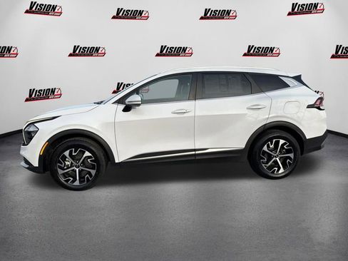 Used 2023 Kia Sportage EX image 8