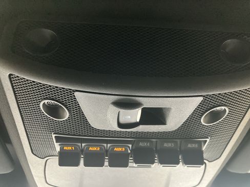 Used 2020 Ford F150 Raptor w/ Equipment Group 802A Luxury image 37