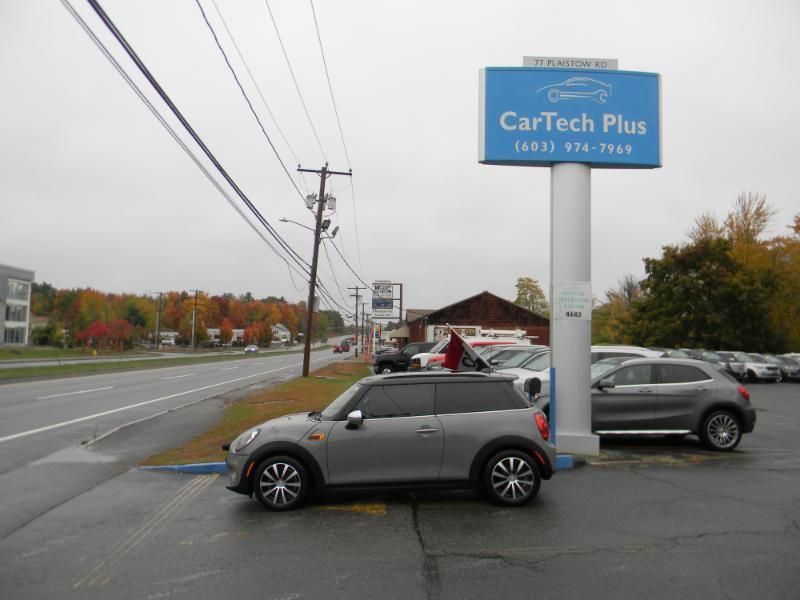 Used 2015 MINI Cooper 2-Door Hardtop FWD image 9