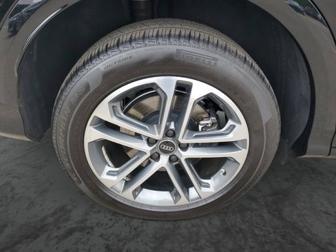 Used 2025 Audi Q5 Premium w/ Convenience Package AWD/4WD image 5
