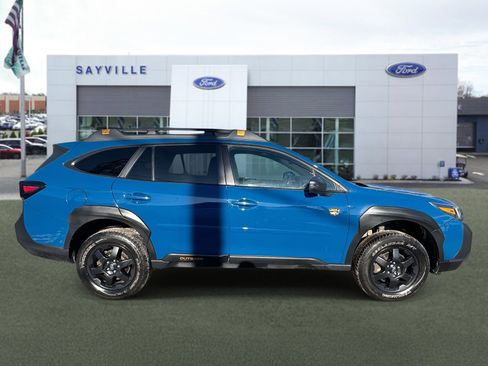 Used 2022 Subaru Outback Wilderness image 6