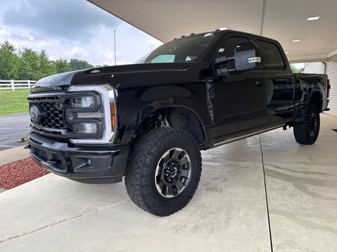 Used 2024 Ford F250 Lariat w/ Tremor Off-Road Package AWD/4WD image 10