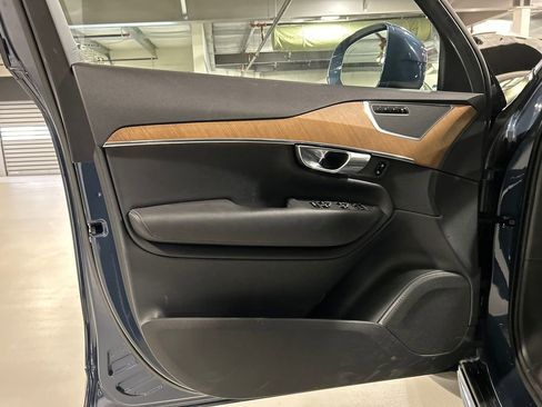 Certified 2023 Volvo XC90 B6 Plus w/ Protection Package Premier AWD/4WD image 9