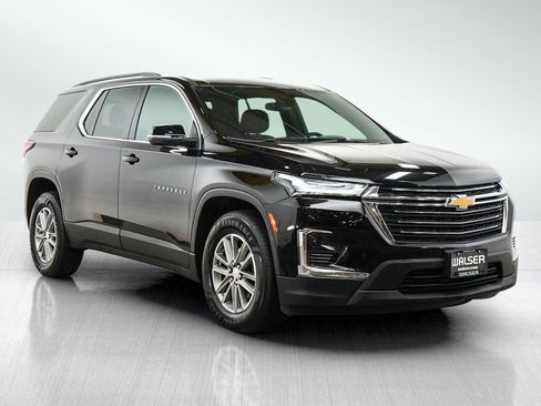 Used 2023 Chevrolet Traverse LT AWD/4WD image 7