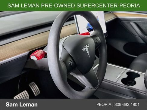 Used 2023 Tesla Model Y Performance AWD/4WD image 10