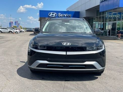 New 2025 Hyundai Ioniq 5 SEL RWD image 2