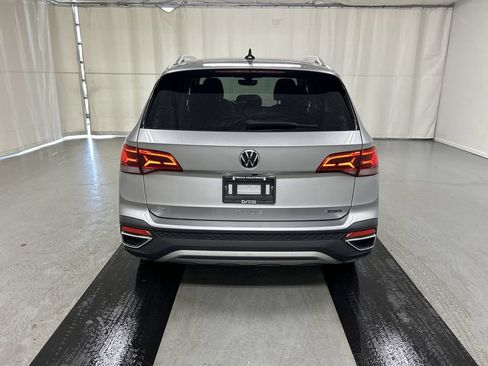 Certified 2023 Volkswagen Taos SE AWD/4WD image 20