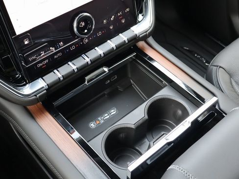 New 2026 GMC Yukon XL Denali w/ Sun & Power Step Package image 19