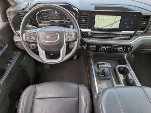 Certified 2024 GMC Sierra 1500 SLT image 10