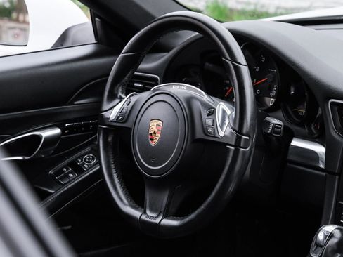 Used 2013 Porsche 911 Carrera 4 AWD/4WD image 12