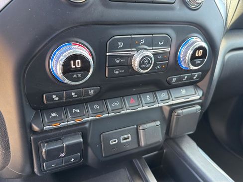 Used 2020 GMC Sierra 1500 SLT w/ SLT Premium Plus Package image 27