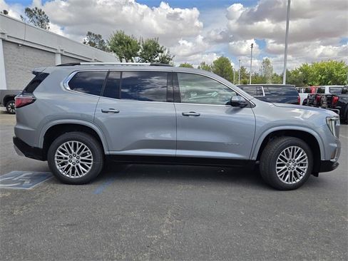 New 2026 GMC Acadia Denali w/ Super Cruise Package image 3