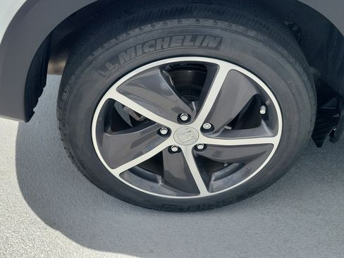 Used 2022 Honda HR-V EX image 7
