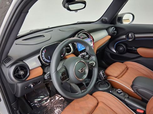 Used 2024 MINI Cooper S FWD image 2