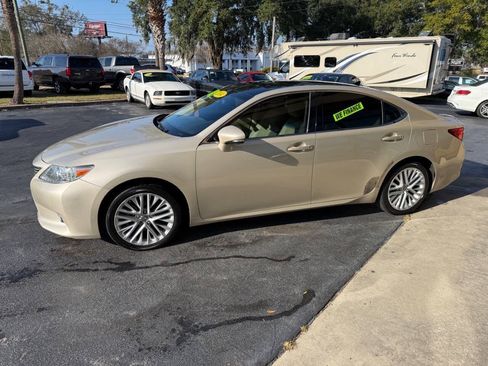 Used 2014 Lexus ES 350 FWD image 3