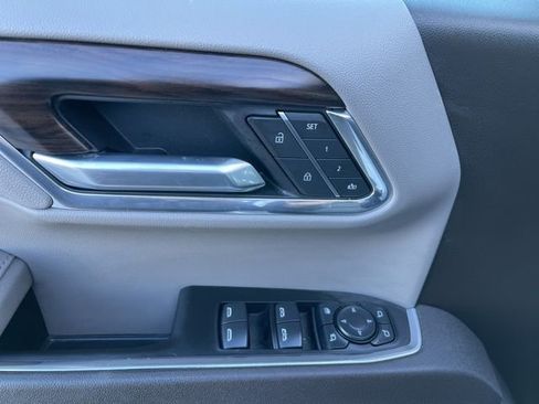 Certified 2025 GMC Sierra 1500 SLT w/ SLT Premium Plus Package image 16