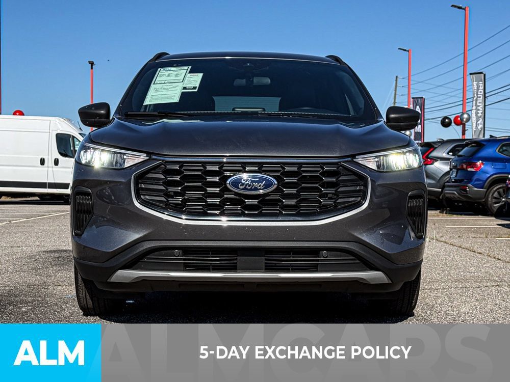 Used 2026 Ford Escape ST-Line FWD image 3