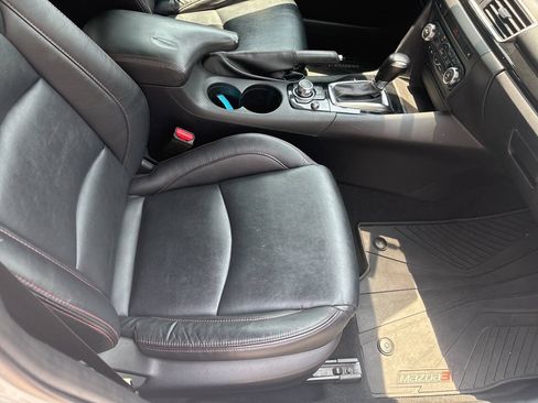 Used 2015 MAZDA MAZDA3 i Grand Touring FWD image 9