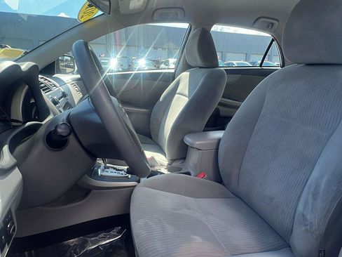 Used 2010 Toyota Corolla LE FWD image 20