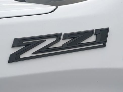 Used 2024 Chevrolet Silverado 1500 Custom Trail Boss w/ LPO, Dark Essentials Package image 13