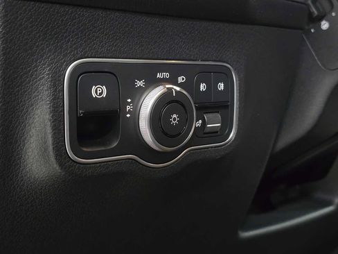 Certified 2026 Mercedes-Benz GLB 250 4MATIC image 25
