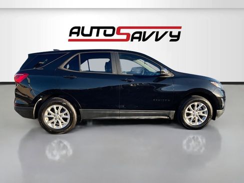 Used 2021 Chevrolet Equinox LS w/ LPO, Blackout Package FWD image 8