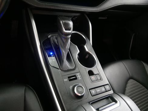 Used 2021 Toyota Highlander XSE image 24